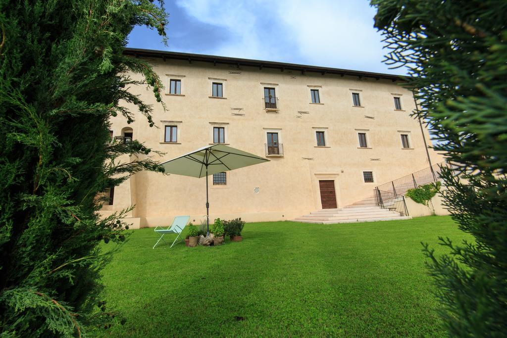 Casa Rosati Hotel Fontecchio Ngoại thất bức ảnh