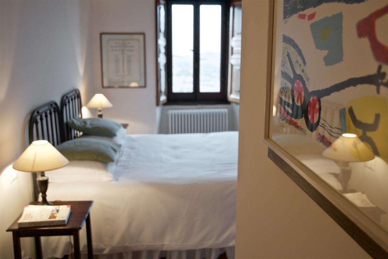 Casa Rosati Hotel Fontecchio Ngoại thất bức ảnh